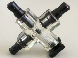 Trixie Перехідник хрестоподібний із клапаном ø 5 мм